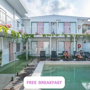 Vandrarhem Surf Boutique Backpackers - Free Breakfast, Guldkusten